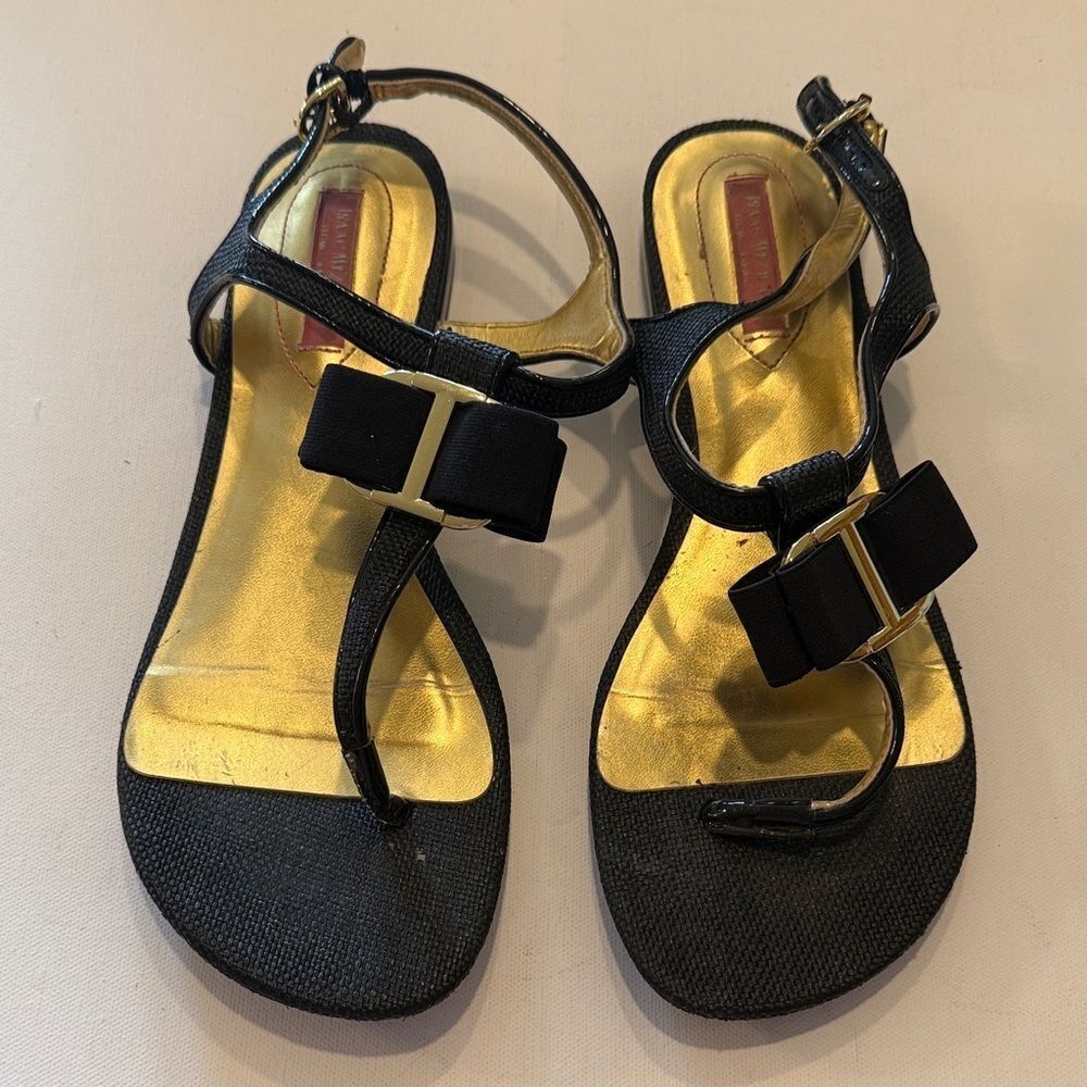Isaac Mizrahi Black and Gold Bow Sandals
